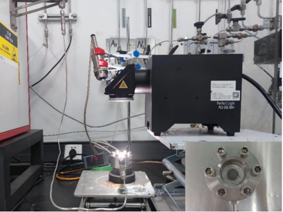 光熱驅動H2吸收和解吸反應器